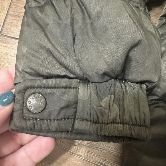 Moncler Maya Giubbotto Green Camo Coat Boys 6 Green Zip Up Down Feather Jacket - Picture 5 of 16